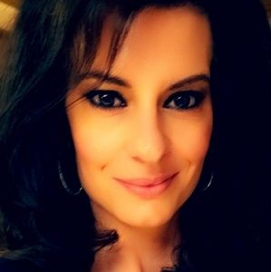 Meet your Posher, Corrina